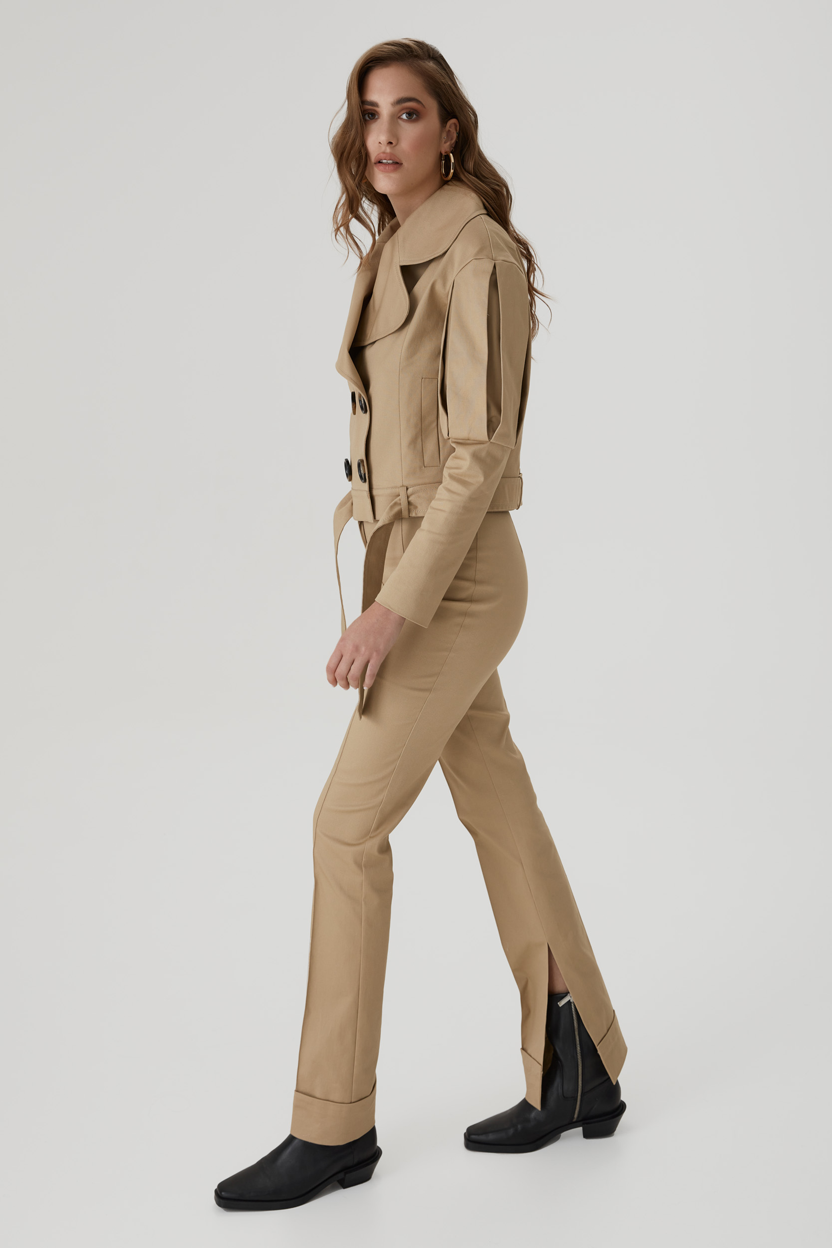 High rise trousers in beige